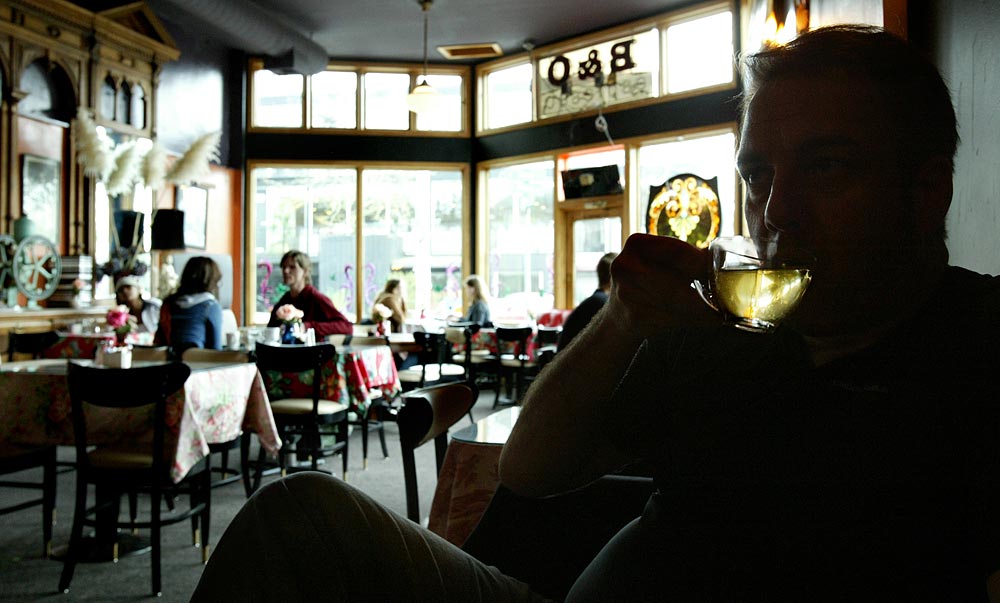 Sipping tea at B&O Espresso in Seattle's Capitol Hill neighorhood. (Photographer: Dan DeLong)